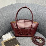 Bottega Veneta  ARCO  #600606