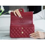 𝐂𝐇𝐀𝐍𝐄𝐋 Classic Flap washed cowhide is made from the most delicate newborn calves washed fetal cow small Bordeaux wine red