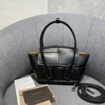 Bottega Veneta  ARCO  #600606