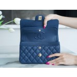 𝐂𝐇𝐀𝐍𝐄𝐋 Classic Flap washed cowhide is made from the most delicate newborn calves washed fetal cow small light blue 🌊