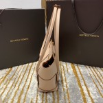 Bottega Veneta  𝙏𝙝𝙚 𝘼𝙧𝙘𝙤 𝟯𝟯 #575943