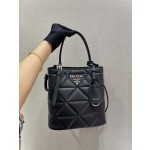 𝐏𝐑𝐀𝐃𝐀 Double handbag 1BA212