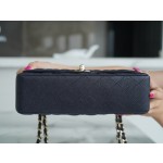 𝐂𝐇𝐀𝐍𝐄𝐋 Classic Flap washed cowhide is made from the most delicate newborn calves washed fetal cow small black and blue🪁