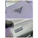 𝐏𝐑𝐀𝐃𝐀 Large Toilet Bag 1BA330