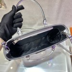 𝐏𝐑𝐀𝐃𝐀 Large Toilet Bag 1BA330