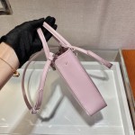 𝐏𝐑𝐀𝐃𝐀 Small Towing Bag 1BA331