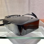 𝐏𝐑𝐀𝐃𝐀 Small Towing Bag 1BA331