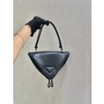 𝐏𝐑𝐀𝐃𝐀 New Women's Bag  1BA315