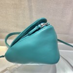 𝐏𝐑𝐀𝐃𝐀 New Women's Bag  1BA315