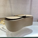 𝐏𝐑𝐀𝐃𝐀 Sidonie Saffiano leather handbag