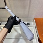 𝐏𝐑𝐀𝐃𝐀 Large flap w/ double shoulder strap 1BD303