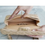 𝐂𝐇𝐀𝐍𝐄𝐋 Classic Flap washed cowhide is made from the most delicate newborn calf Washed fetal cow Small Champagne apricot 🥂