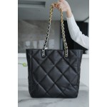 𝗖𝗛𝗔𝗡𝗘𝗟 𝟮𝟮𝗕 19 𝑩𝑨𝑮 𝑻𝒐𝒕𝒆 Italy 🇮🇹 level [box] lambskin 🐑 Genuine Leather Black Silver