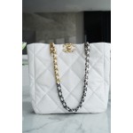 𝗖𝗛𝗔𝗡𝗘𝗟 𝟮𝟮𝗕 19𝑩𝑨𝑮 𝑻𝒐𝒕𝒆 Italy 🇮🇹 Level 1 [Box] Lambskin 🐑 Genuine Leather White