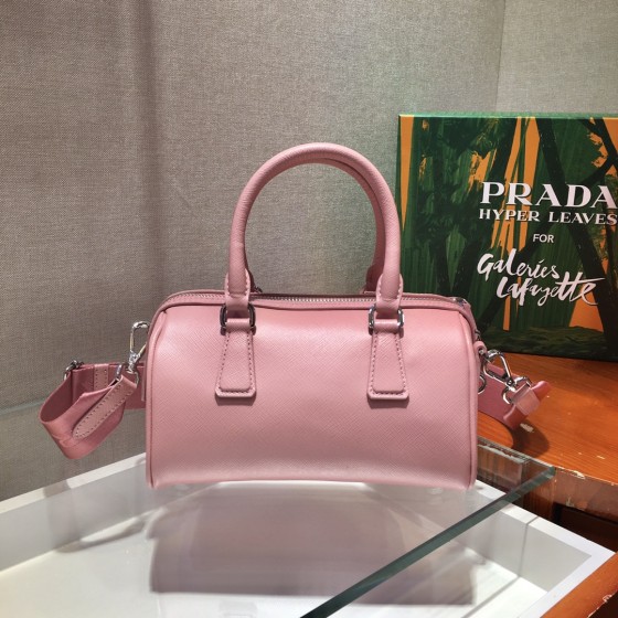 𝐏𝐑𝐀𝐃𝐀 Boston 1BA846