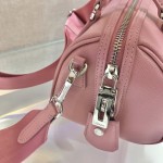 𝐏𝐑𝐀𝐃𝐀 Boston 1BA846