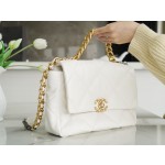 𝗖𝗛𝗔𝗡𝗘𝗟 ❶❾ 𝗕𝗔 𝗚 Original lambskin series ❥ Genuine leather ❥ Medium ❥ Snow White 👰‍♀️