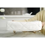 𝗖𝗛𝗔𝗡𝗘𝗟 ❶❾ 𝗕𝗔 𝗚 Original lambskin series ❥ Genuine leather ❥ Medium ❥ Snow White 👰‍♀️