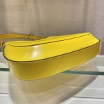 𝐏𝐑𝐀𝐃𝐀  Large Double Shoulder Strap Underarm Bag