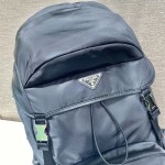 𝐏𝐑𝐀𝐃𝐀 New hiking bag 2VZ090
