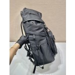 𝐏𝐑𝐀𝐃𝐀 New hiking bag 2VZ090