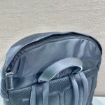 𝐏𝐑𝐀𝐃𝐀 New hiking bag 2VZ090