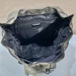 𝐏𝐑𝐀𝐃𝐀 New Shoulder Bag 2VZ135