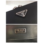 𝐏𝐑𝐀𝐃𝐀 New camera bag ✨2VH070