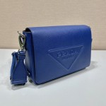 𝐏𝐑𝐀𝐃𝐀 Crossbody bag 2VD046
