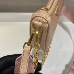 𝐏𝐑𝐀𝐃𝐀 mini 3 in 1 1BH174