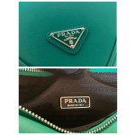 𝐏𝐑𝐀𝐃𝐀 Triangular bag 1NQ043