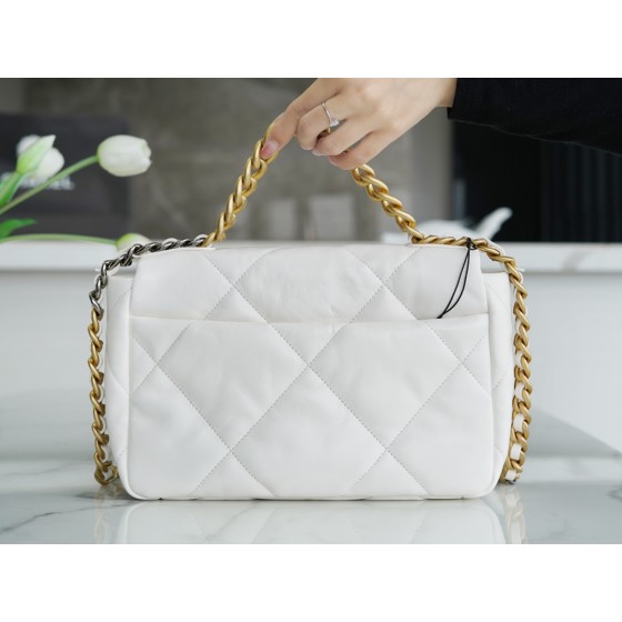 𝗖𝗛𝗔𝗡𝗘𝗟 ❶❾ 𝗕𝗔 𝗚 Original lambskin series ❥ Genuine leather ❥ Small ❥ Snow White 👰‍♀️