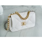 𝗖𝗛𝗔𝗡𝗘𝗟 ❶❾ 𝗕𝗔 𝗚 Original lambskin series ❥ Genuine leather ❥ Small ❥ Snow White 👰‍♀️