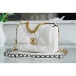 𝗖𝗛𝗔𝗡𝗘𝗟 ❶❾ 𝗕𝗔 𝗚 Original lambskin series ❥ Genuine leather ❥ Small ❥ Snow White 👰‍♀️