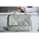 𝗖𝗛𝗔𝗡𝗘𝗟 ❶❾ 𝗕𝗔 𝗚 Original lambskin series ❥ Genuine leather ❥ Small ❥22c early spring limited color milk green gray