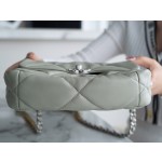 𝗖𝗛𝗔𝗡𝗘𝗟 ❶❾ 𝗕𝗔 𝗚 Original lambskin series ❥ Genuine leather ❥ Small ❥22c early spring limited color milk green gray