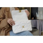 𝗖𝗛𝗔𝗡𝗘𝗟 ❶❾ 𝗕𝗔 𝗚 Original lambskin series ❥ Genuine leather ❥ Medium ❥ Fairy white ☁️ੈ✩‧₊˚