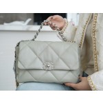 𝗖𝗛𝗔𝗡𝗘𝗟 ❶❾ 𝗕𝗔𝗚 Original lambskin series ❥ Genuine leather ❥ Medium ❥ Light grey