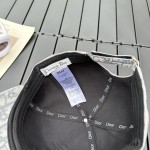 Dior new embroidered letters canvas baseball cap head circumference: 57cm