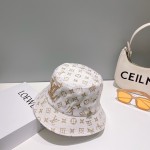 LouisVuitton 😍New LV Bucket Hat