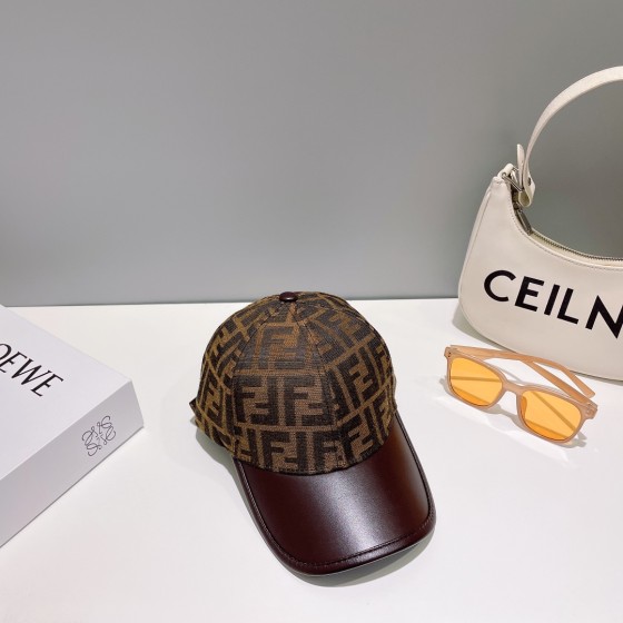 Fendi presbyopia series baseball cap