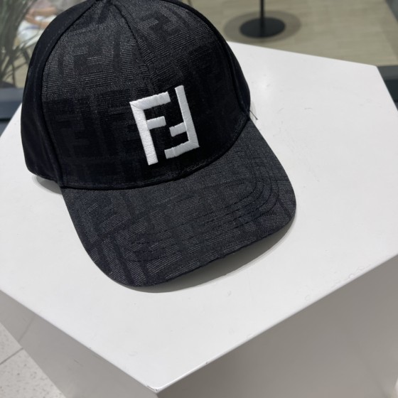 Fendl Fendi spring and summer new national tide embroidery letter baseball cap