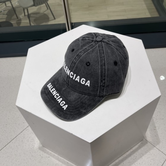 Balenciaga new high-end baseball cap