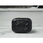 𝗖𝗛𝗔𝗡𝗘𝗟✦ 23s new spring/summer Camellia adjustable buckle small box