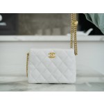 𝗖𝗛𝗔𝗡𝗘𝗟✦ 23P Spring Summer New Love Adjustable Buckle HoBo Bag White