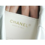 𝗖𝗛𝗔𝗡𝗘𝗟✦ 23P Spring Summer New Love Adjustable Buckle HoBo Bag White