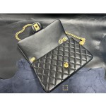 𝗖𝗛𝗔𝗡𝗘𝗟✦ 𝗖𝗹𝗮𝘀𝘀𝗶𝗰 𝗙𝗹𝗮𝗽 23S Camellia Adjustable Buckle CF Small Black Gold