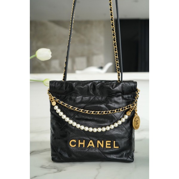 𝗖𝗛𝗔𝗡𝗘𝗟✦ 23S 22Mini pearl chain bag black