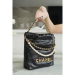 𝗖𝗛𝗔𝗡𝗘𝗟✦ 23S 22Mini pearl chain bag black