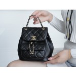 𝗖𝗛𝗔𝗘𝗡𝗟✦ New 𝐃𝐮𝐦𝐚 shoulder bag black